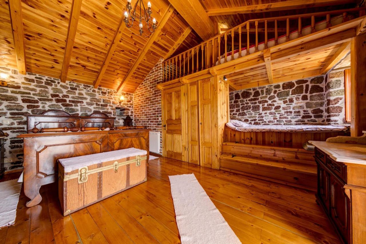 Old Stone House Villas ティヴァト エクステリア 写真